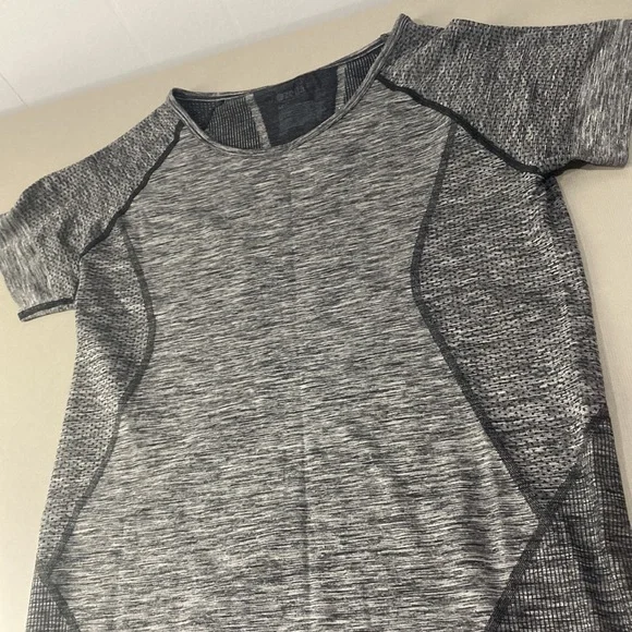 Zella Seamless Performance T-Shirt - Picture 4 of 8